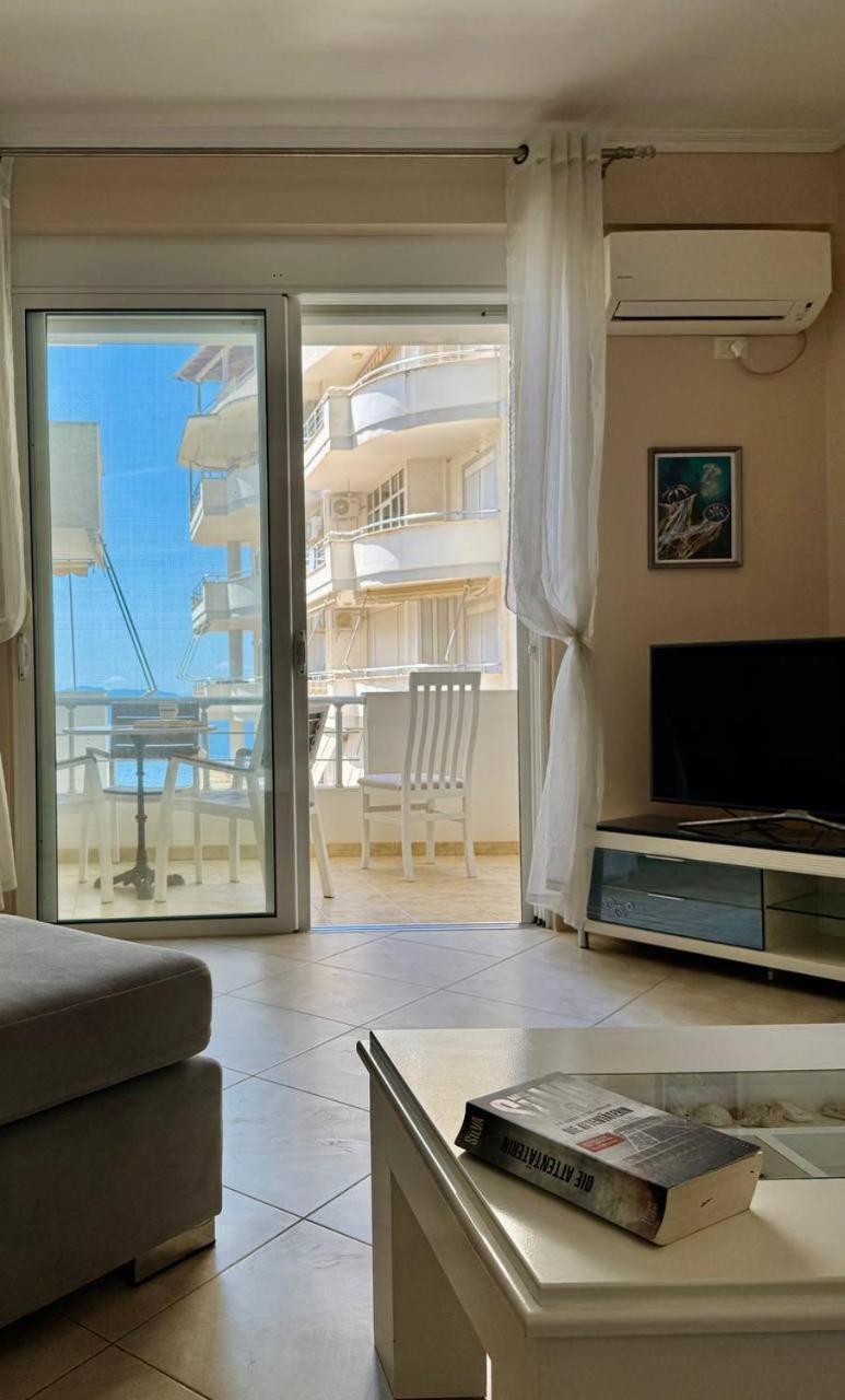 Blue Spacious Sea View *