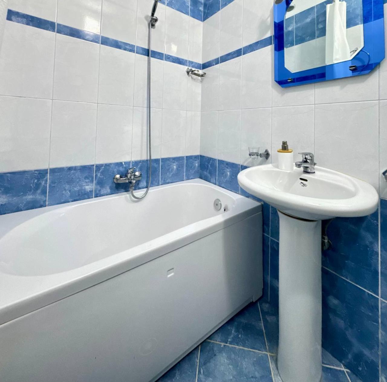 Blue Spacious Sea View Апартаменты