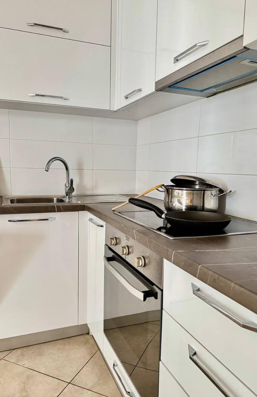 Blue Spacious Sea View Апартаменты *